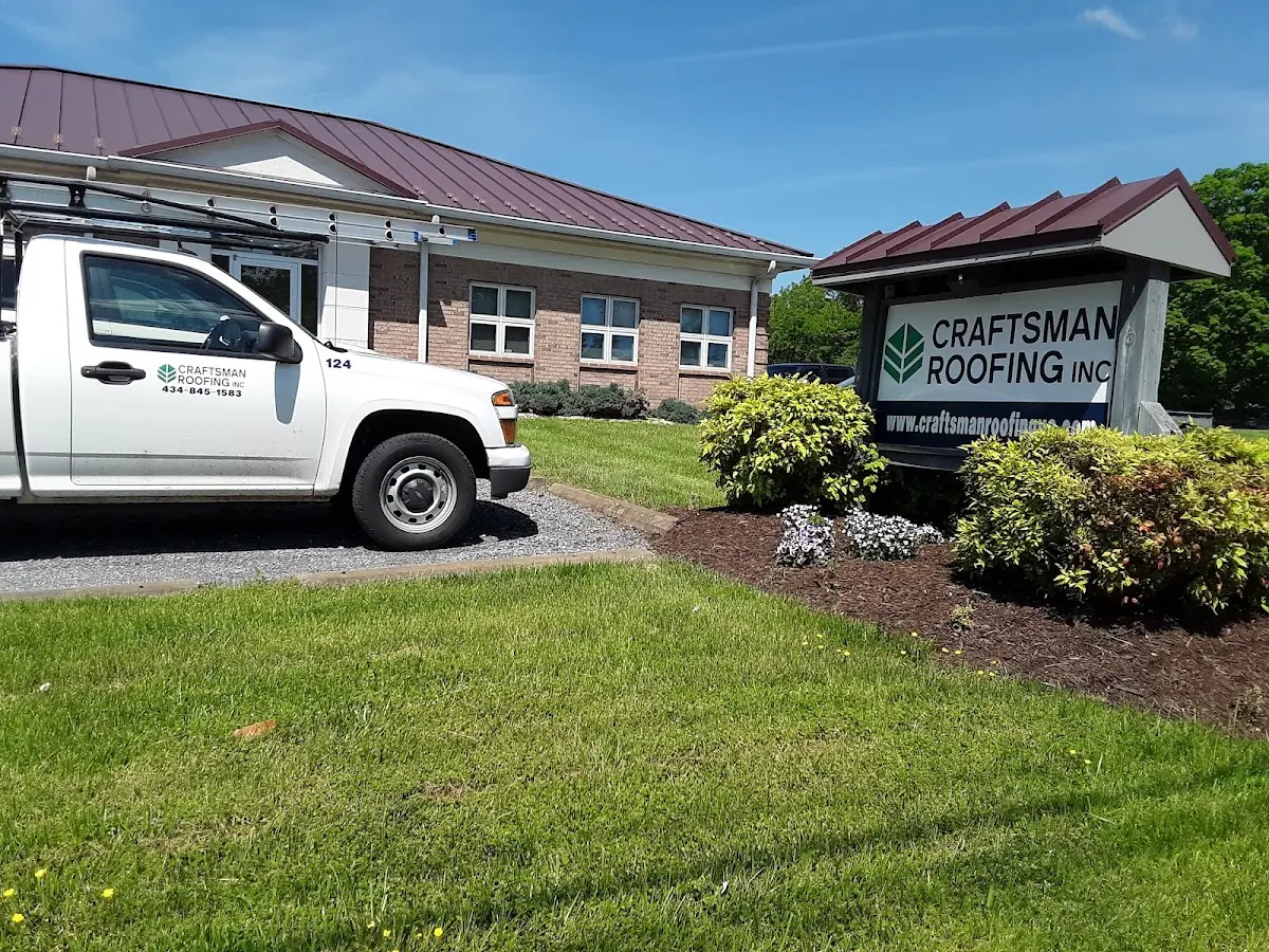 Quality Roof Replacement by experienced craftsmen in Courtland Park